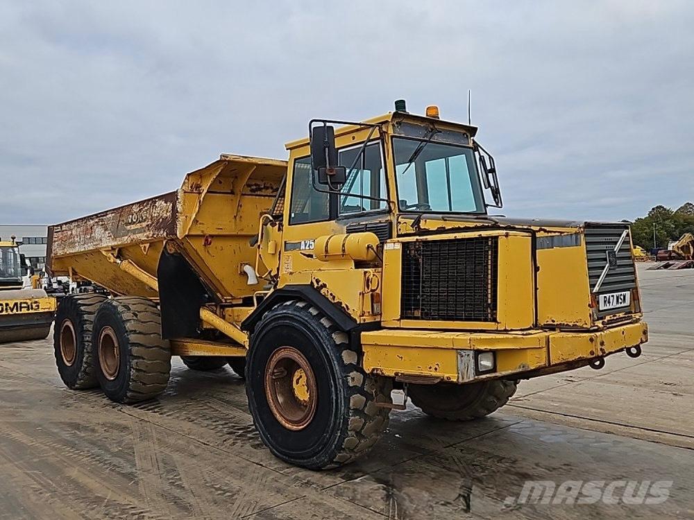 Volvo A 25 C 鉸接式起吊車