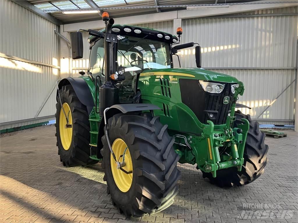 John Deere 6215R 曳引機