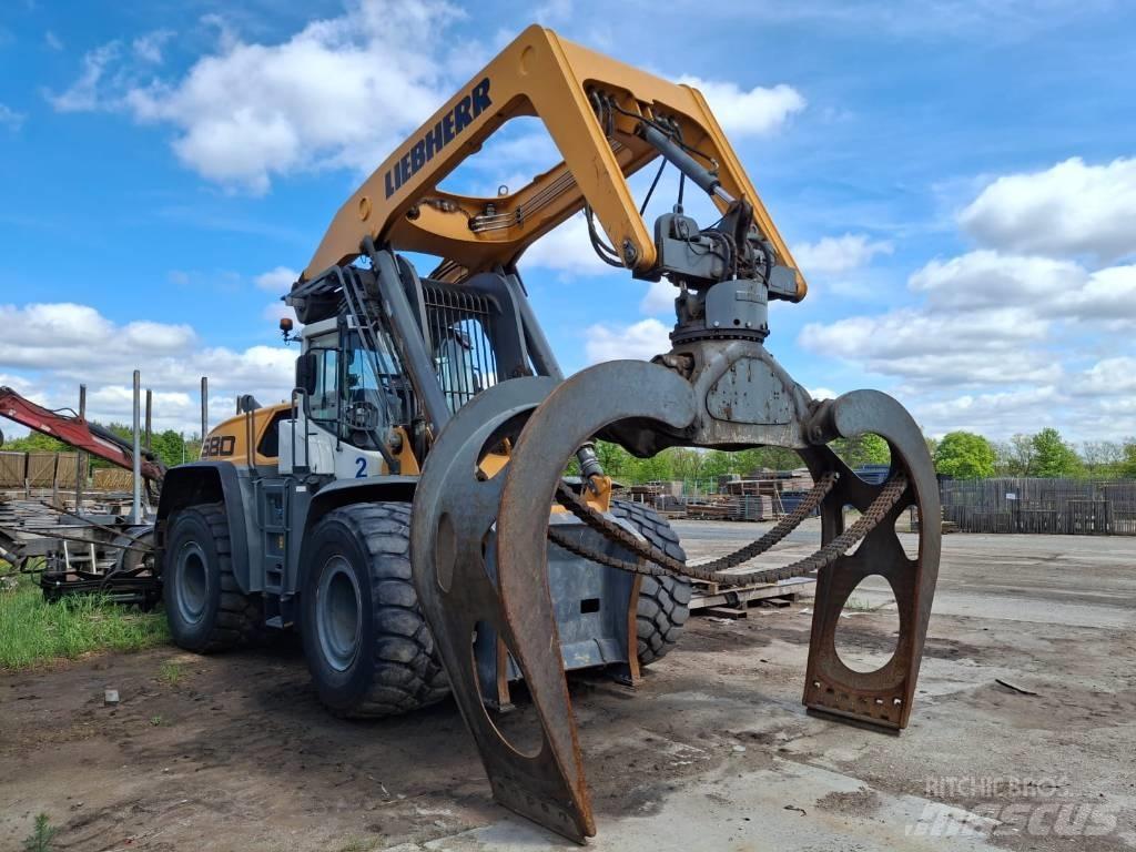 Liebherr L 580 LG 輪胎式裝載機