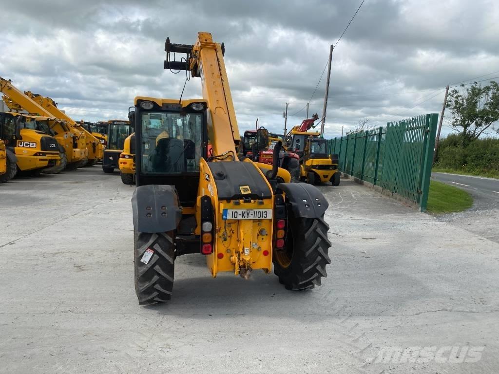 JCB 526-56 農業用伸縮臂裝載機