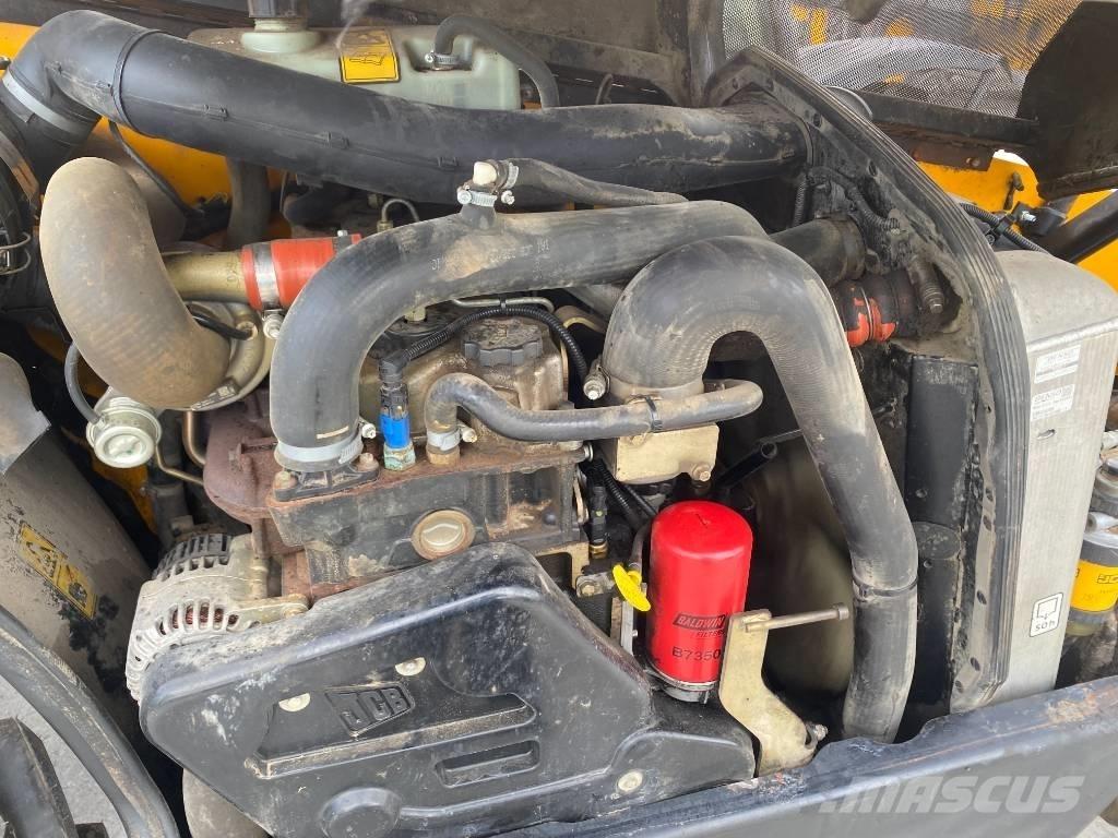 JCB 526-56 農業用伸縮臂裝載機