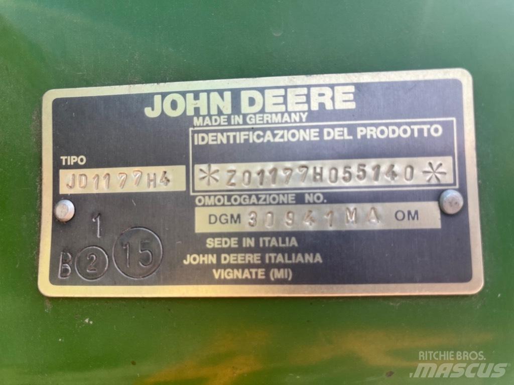 John Deere 1177 聯合收穫機