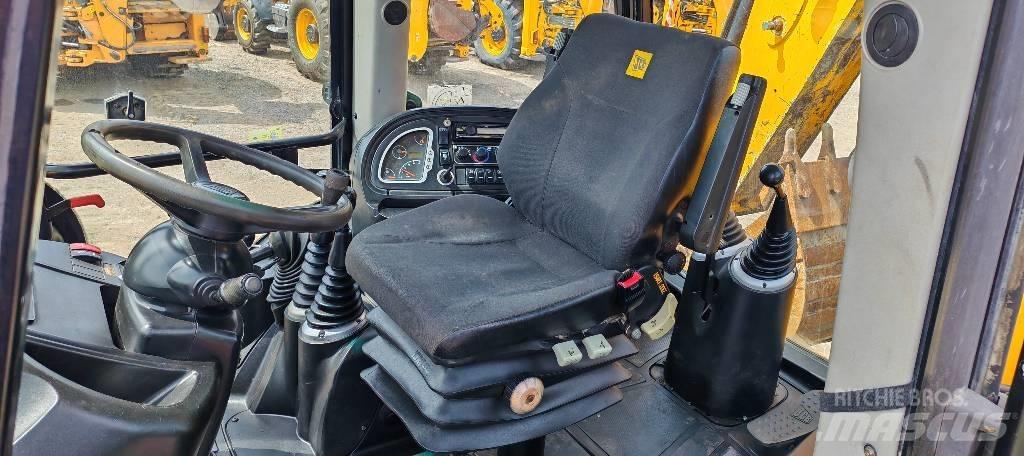 JCB 3 CX 反鏟裝載機
