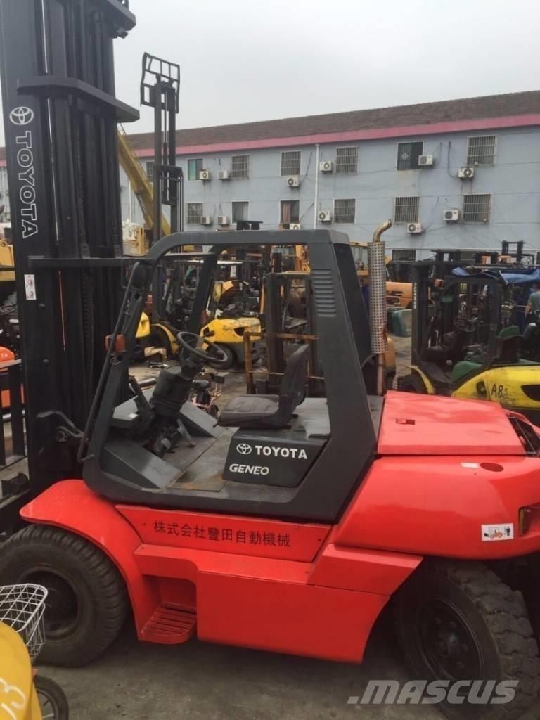 Toyota 8 Ton 柴油卡車