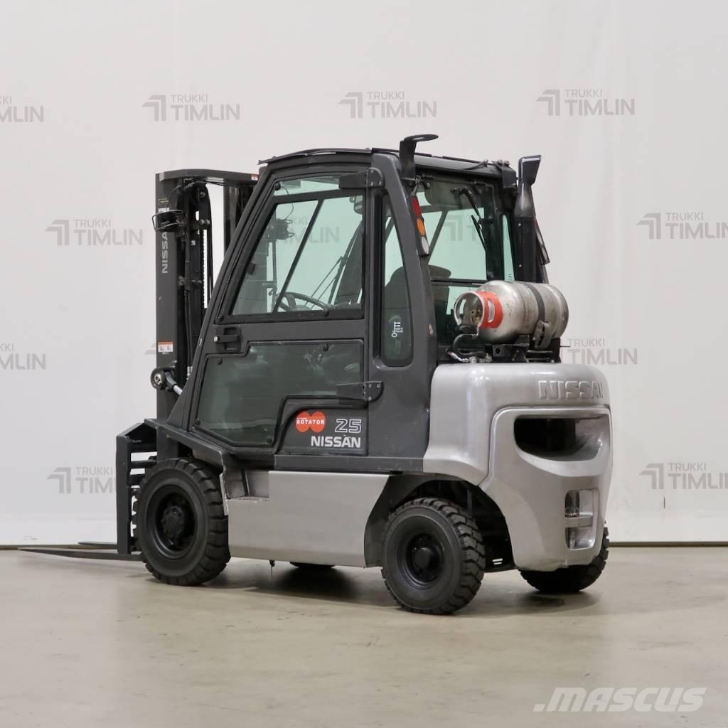 Nissan U1D2A25LO 液化石油氣LPG卡車