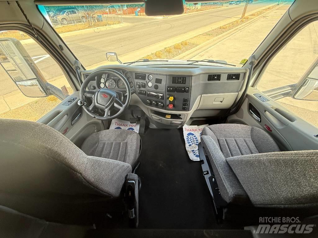 Peterbilt 579 曳引機組件