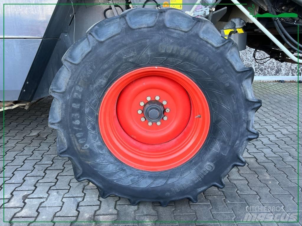 CLAAS Lexion 760 TT 聯合收穫機