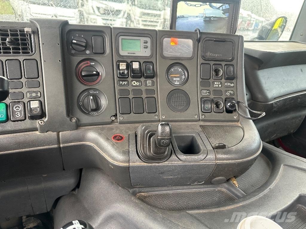 Scania P114 8x2*6 起重可拆卸式卡車