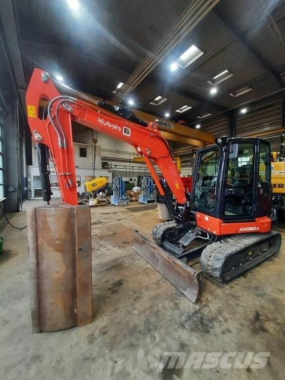 Kubota KX060-5 小型挖土機/掘鑿機<7t(小型挖掘機)