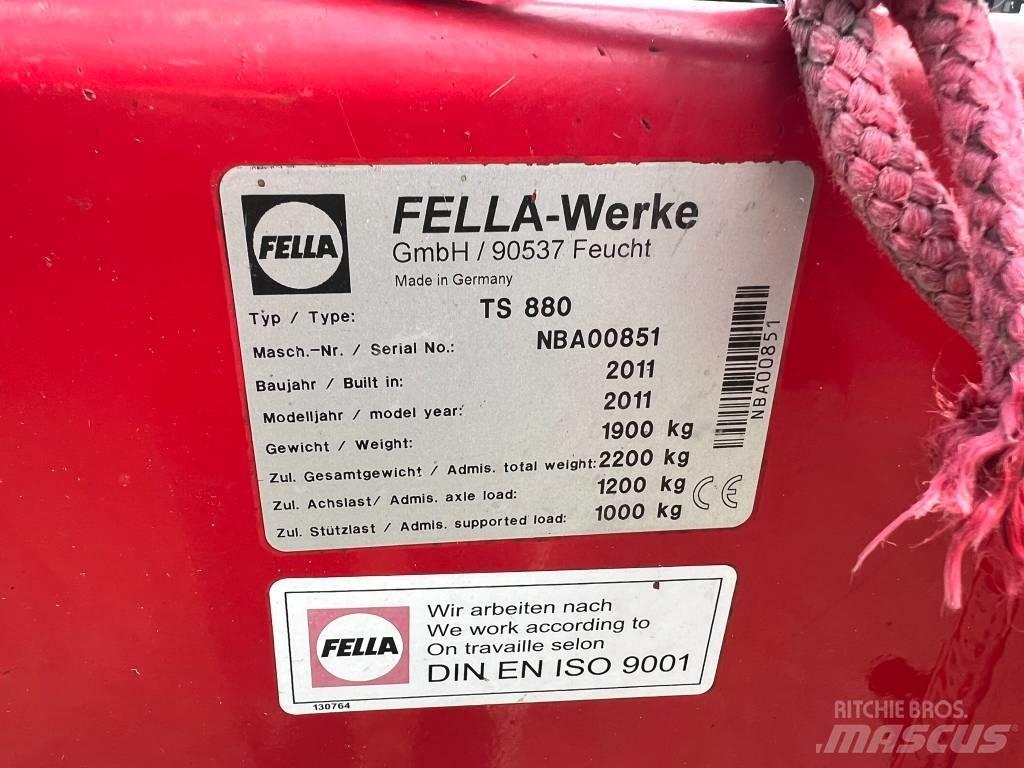 Fella TS 880 堆草機