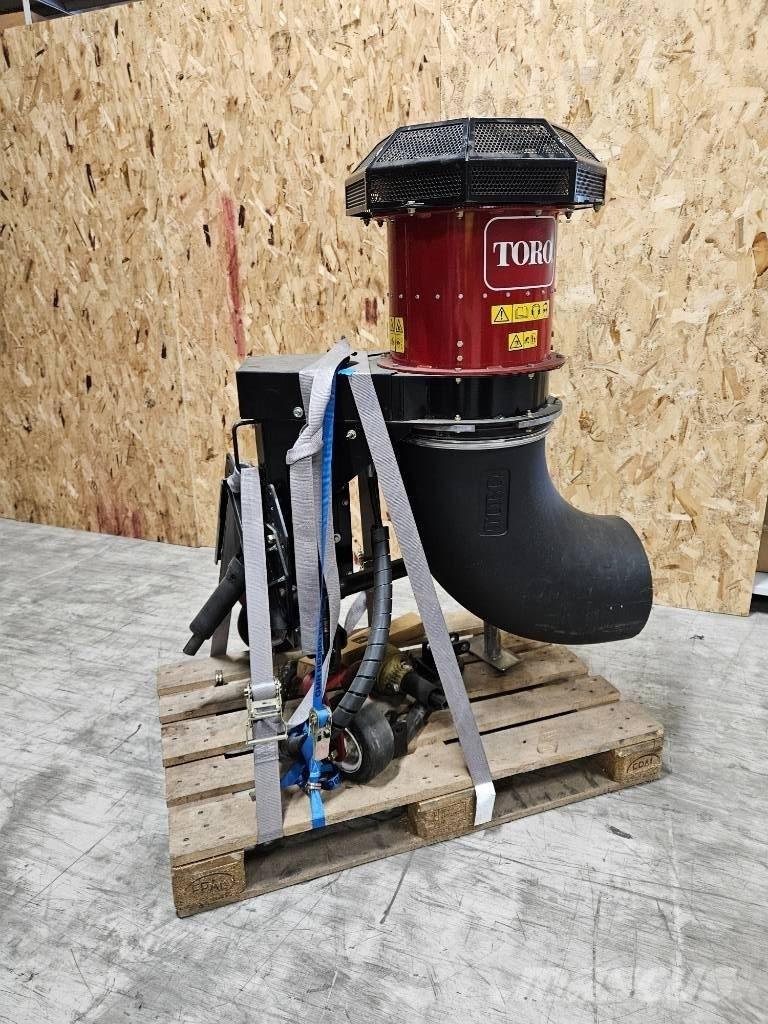 Toro ProForce 碎片清除設備