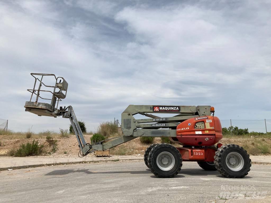 Manitou 165 ATJ 曲臂高空作業車