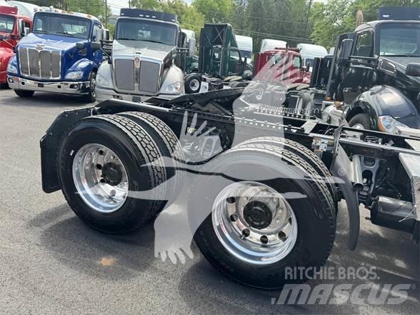 Kenworth T680 曳引機組件