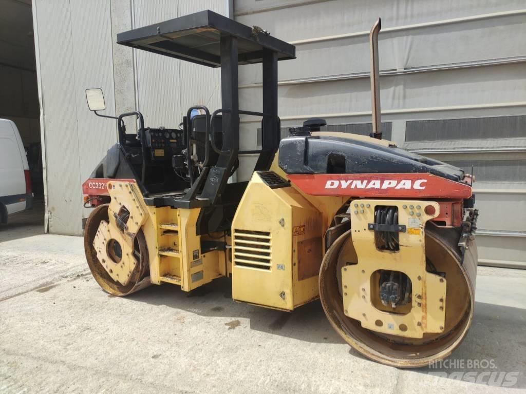 Dynapac CC 232 HF 雙輪滾壓機