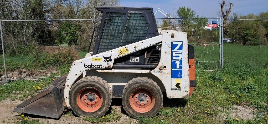 Bobcat 751 滑移轉向裝載機