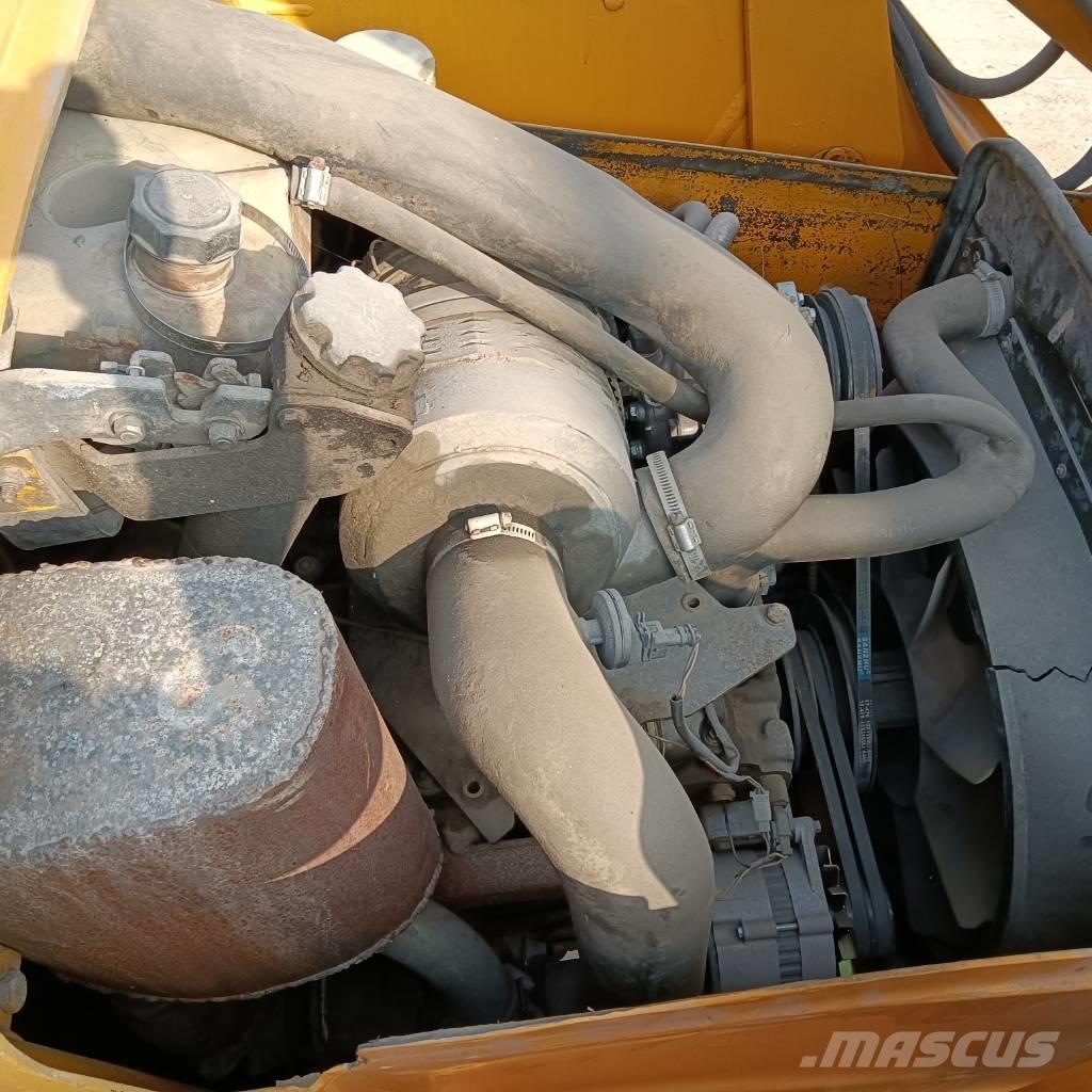 JCB 3CX 反鏟裝載機