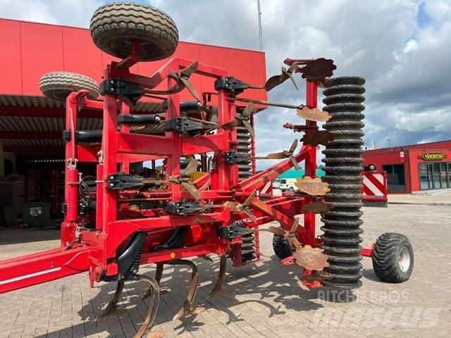 Horsch Terrano 6 FX 中耕管理機