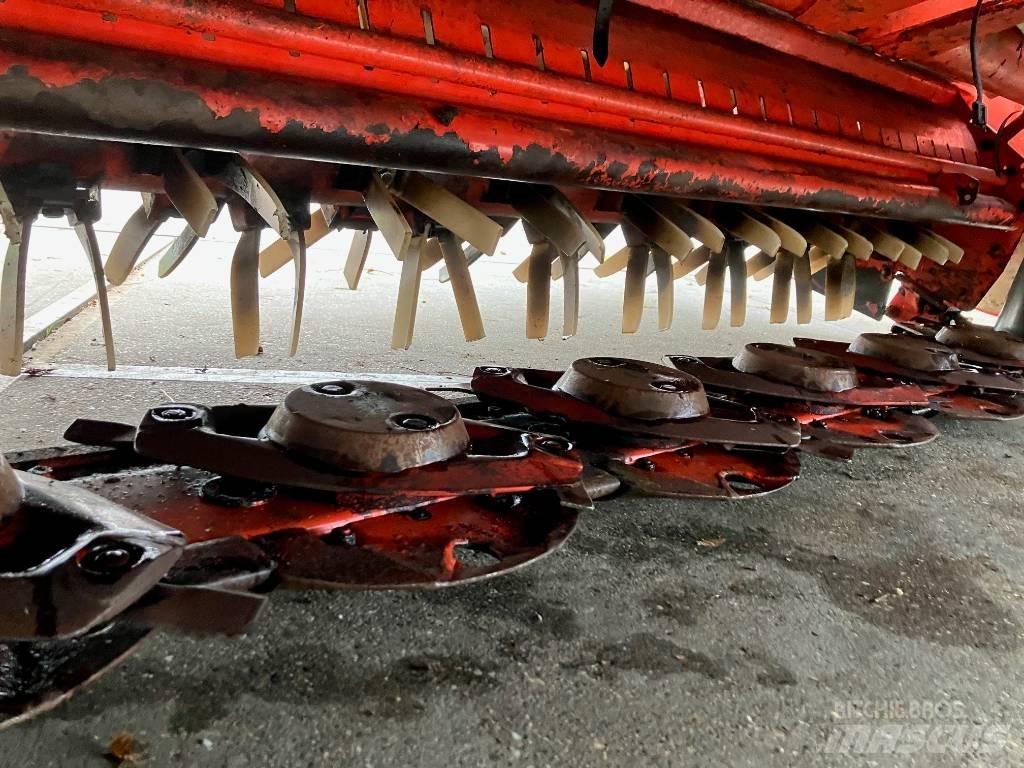 Kuhn FC 313 FF 割草調節裝置