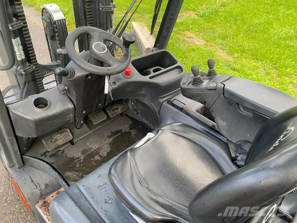 Linde E30L-01 電動堆高機