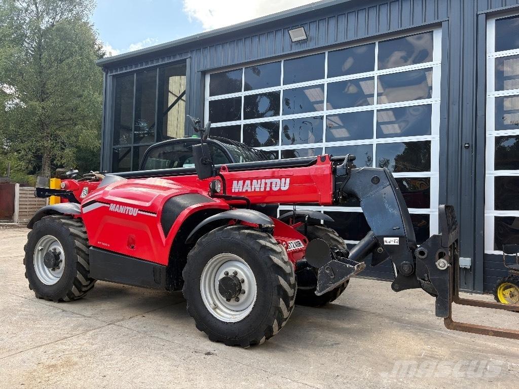 Manitou MT 1335 伸縮臂操作車