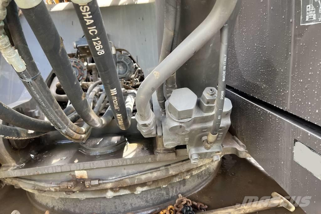 Volvo EC 240 C N L 履帶式 挖土機/掘鑿機/挖掘機