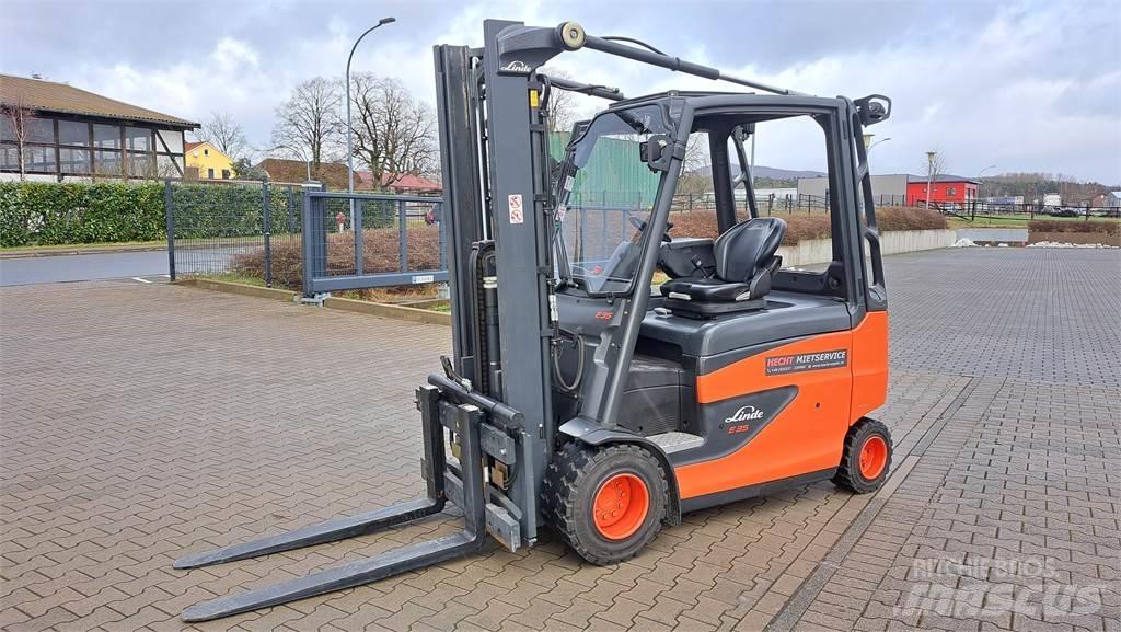 Linde E35HL 電動堆高機