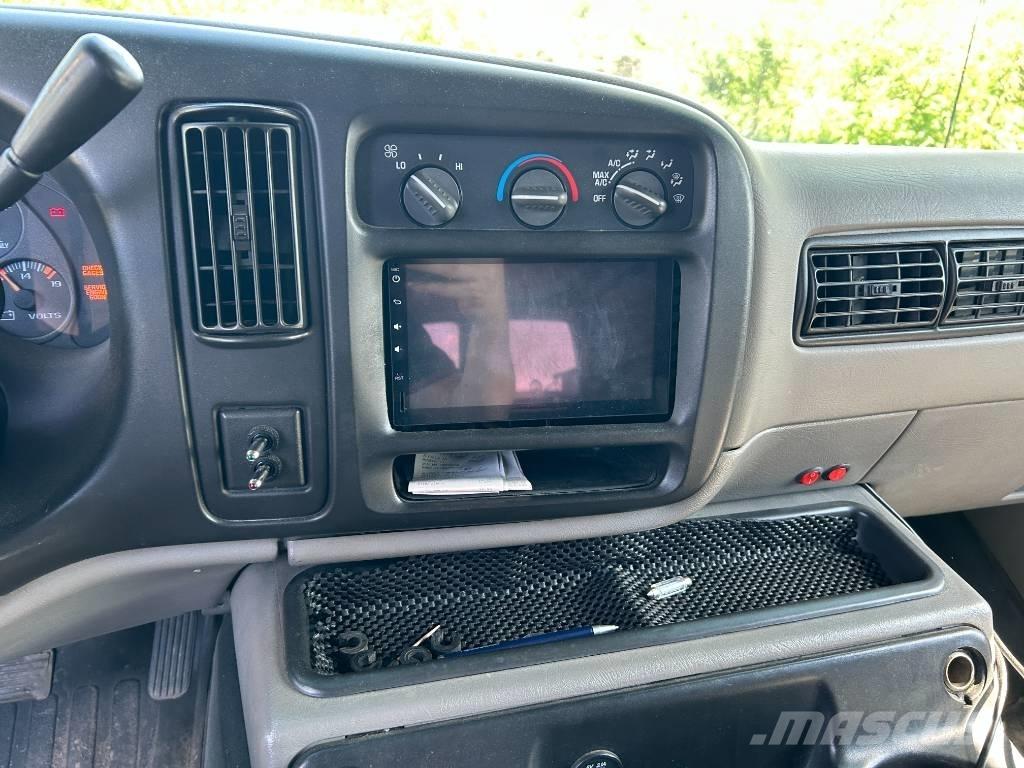 GMC Savana G3500 廂式貨物運輸車
