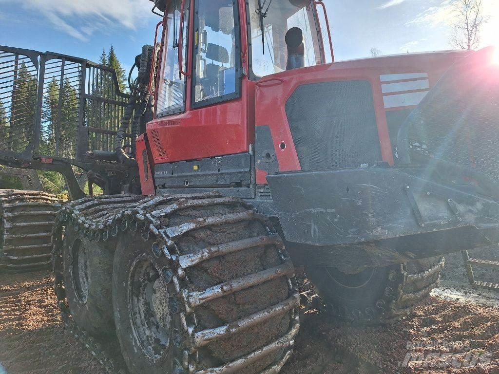Komatsu 895 集運機
