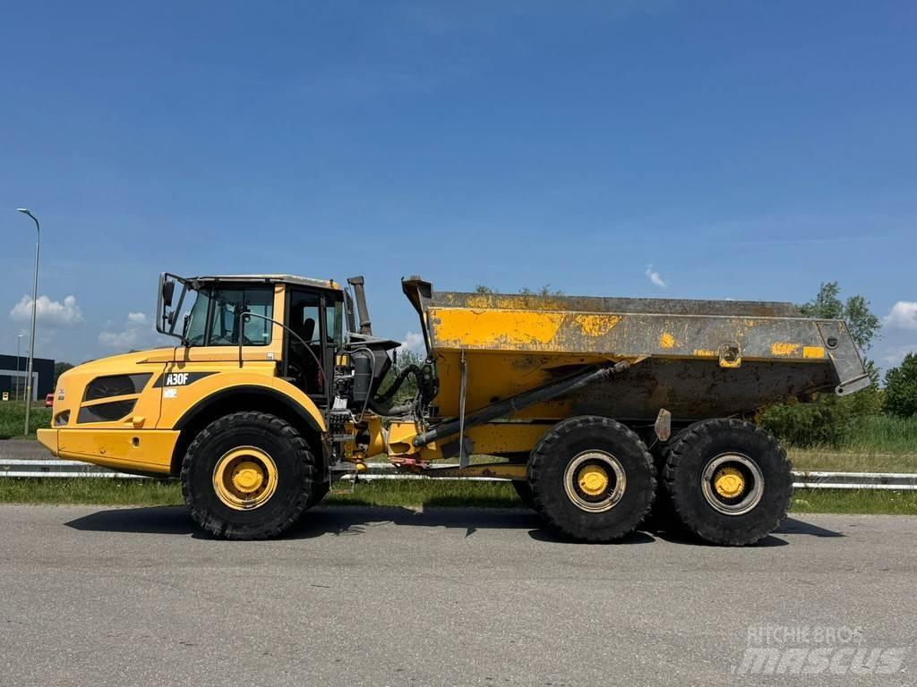 Volvo A30F 鉸接式起吊車
