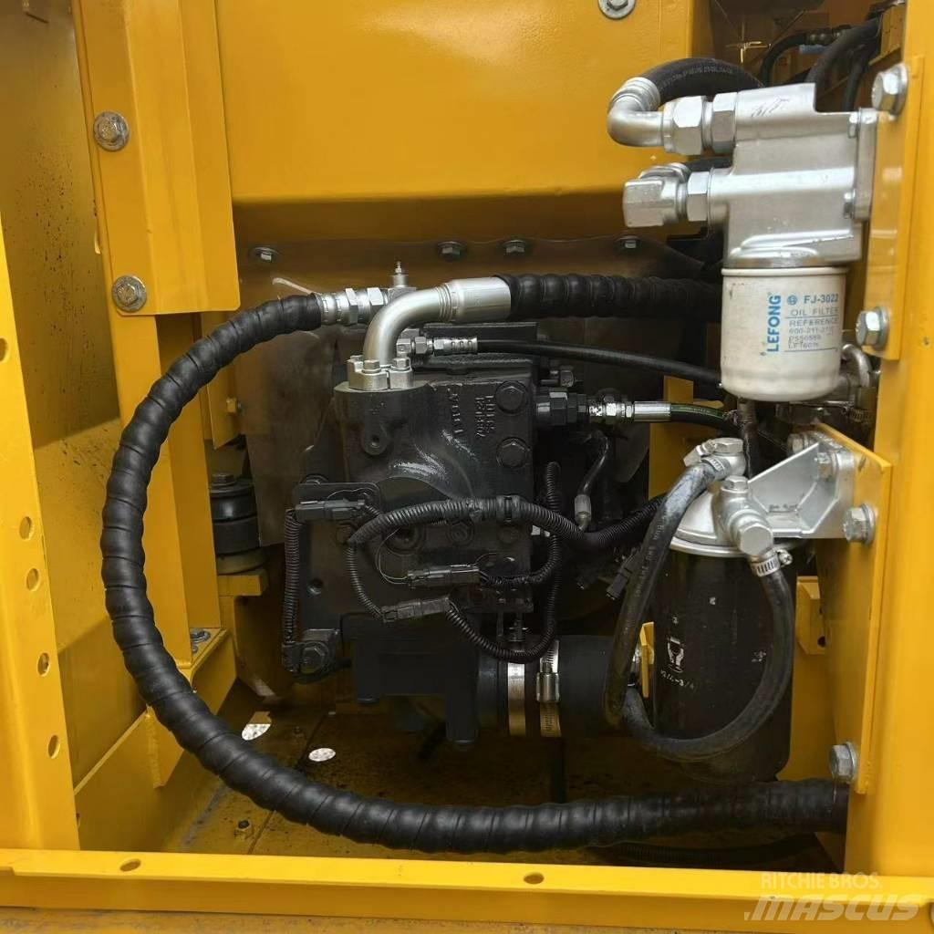 Komatsu 130-7 履帶式 挖土機/掘鑿機/挖掘機