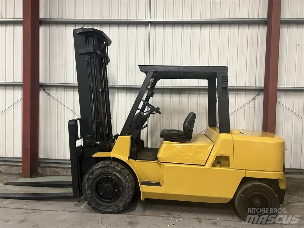 CAT DP50K 柴油卡車