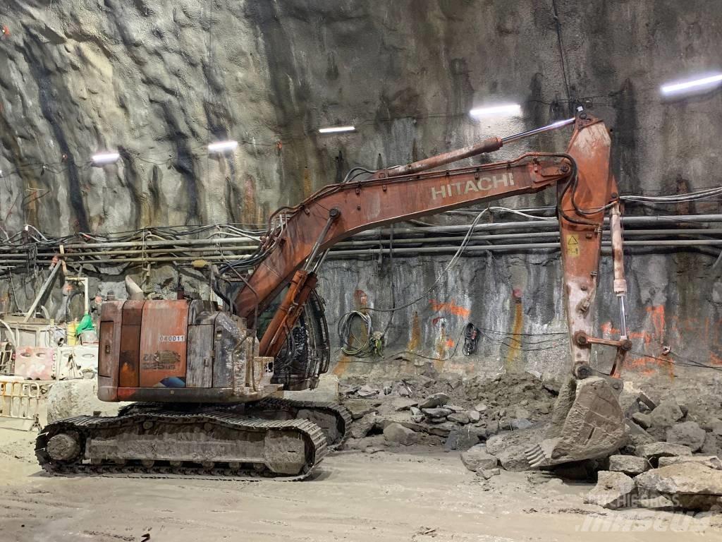 Hitachi ZX225US-5A 其他