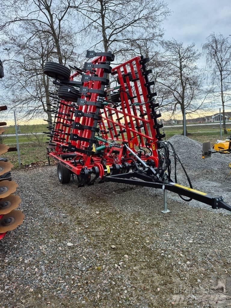 Kverneland Tiger 7 動力耙和旋轉式耕耘機