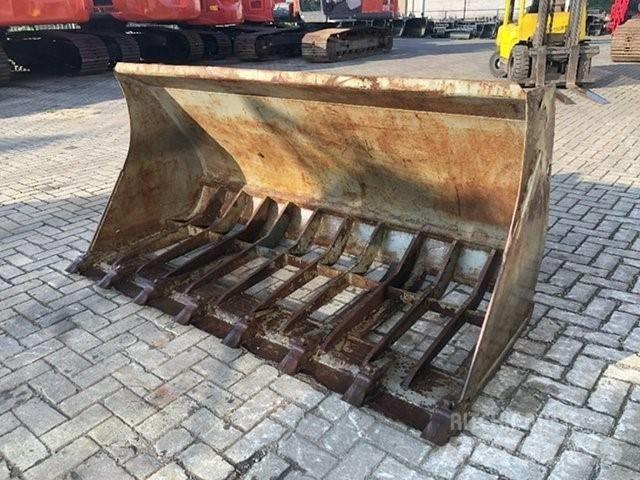 Volvo Puinbak 篩分機