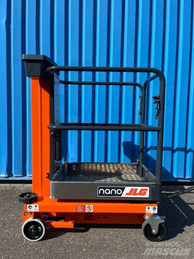 JLG Nano 垂直升降工作台
