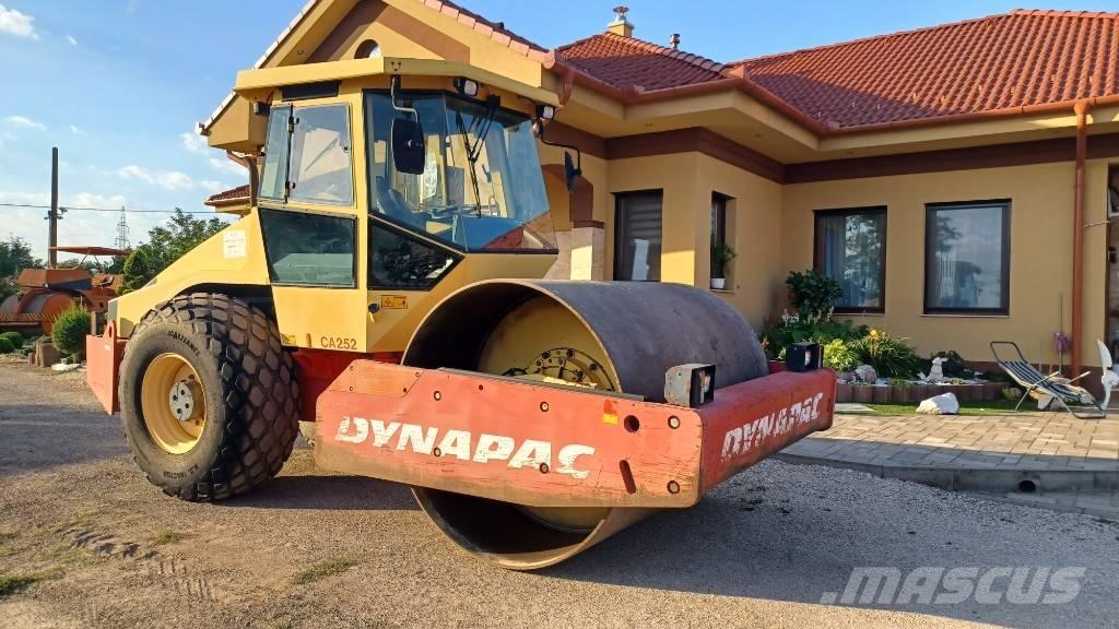 Dynapac CA 252 D 單輪滾壓機