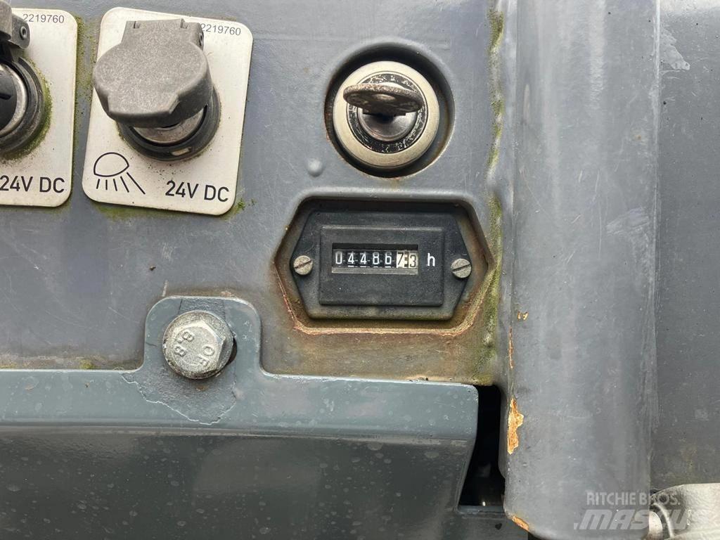 Vögele SUPER 800-3i 瀝青攤舖機/鋪路機