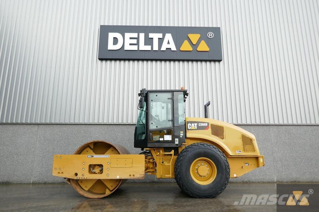 CAT CS66B 單輪滾壓機