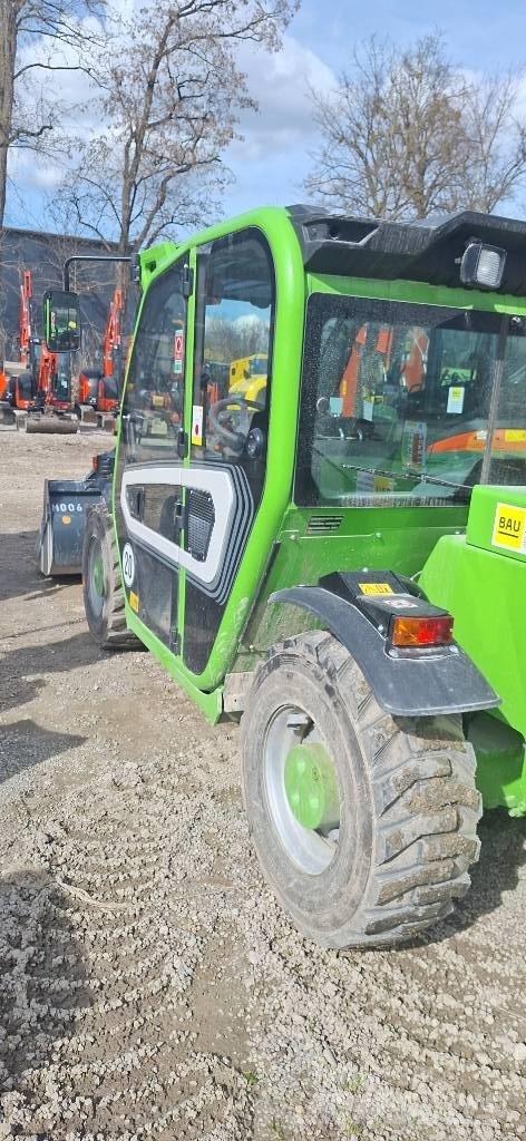 Merlo 27.6 伸縮臂操作車