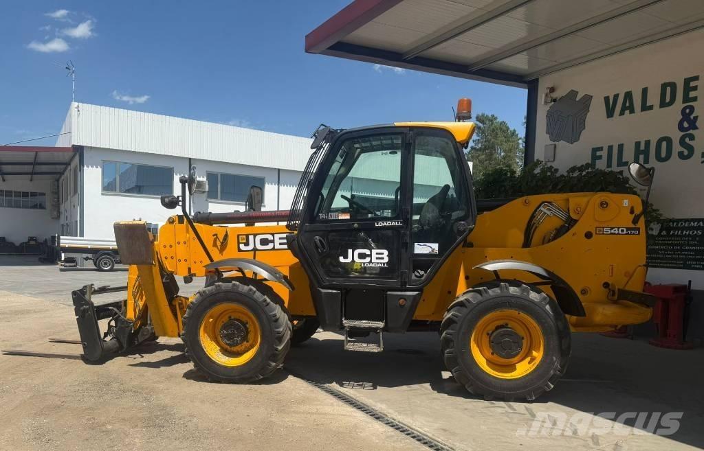 JCB 540-170 伸縮臂操作車