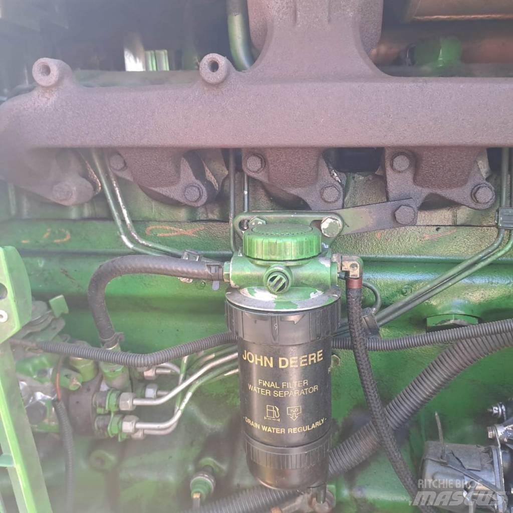 John Deere 6900 曳引機