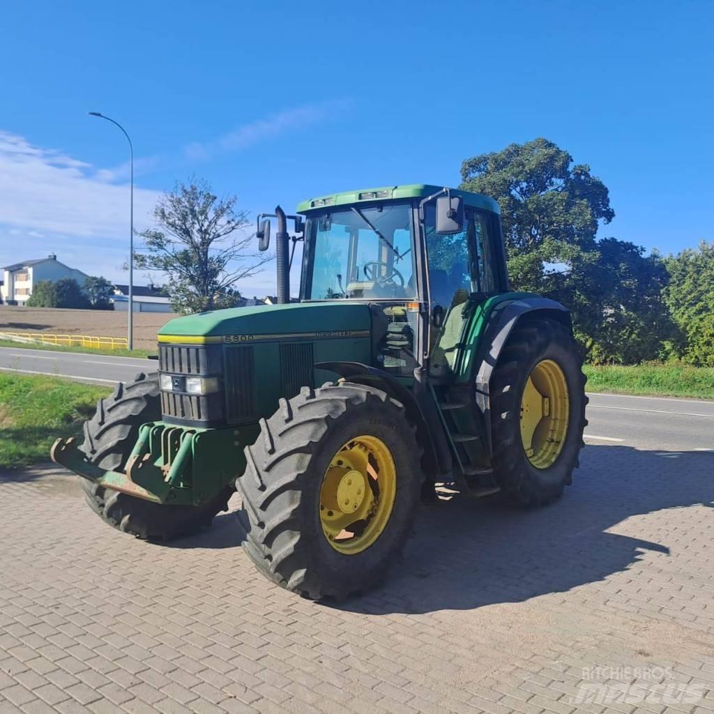 John Deere 6900 曳引機