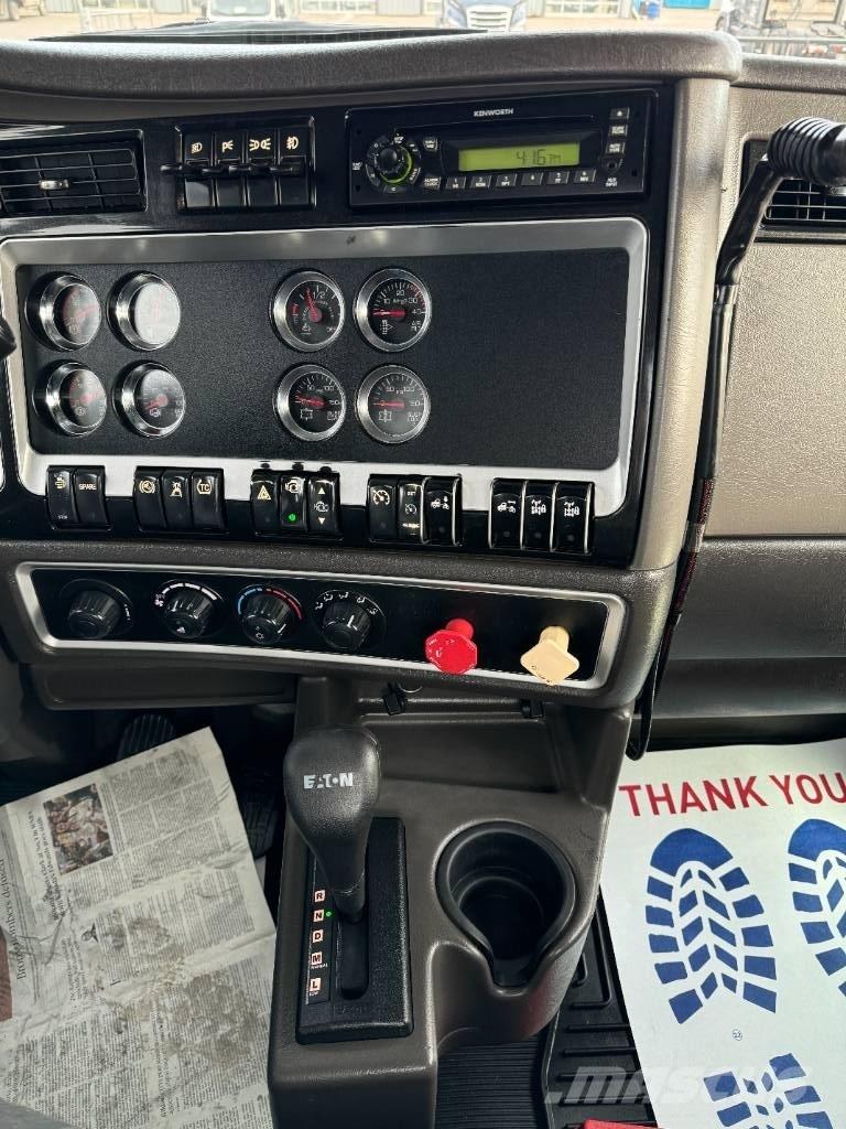 Kenworth T 800 曳引機組件