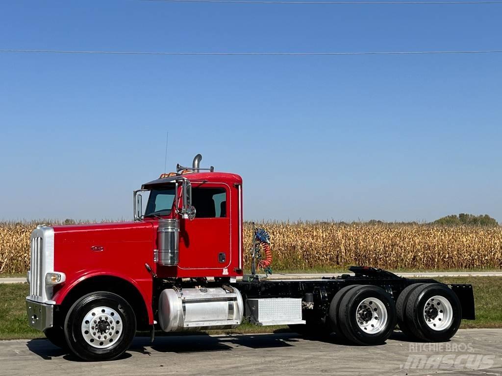 Peterbilt 389 曳引機組件