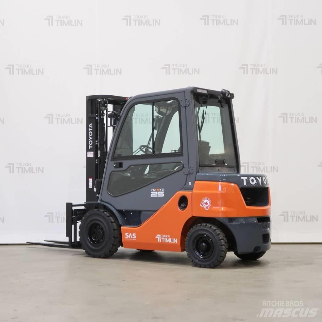 Toyota 52-8FDF25 柴油卡車