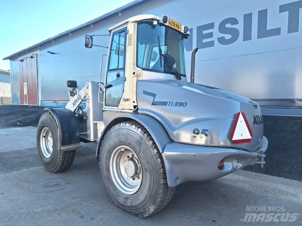 Atlas 95 SUPER 輪胎式裝載機