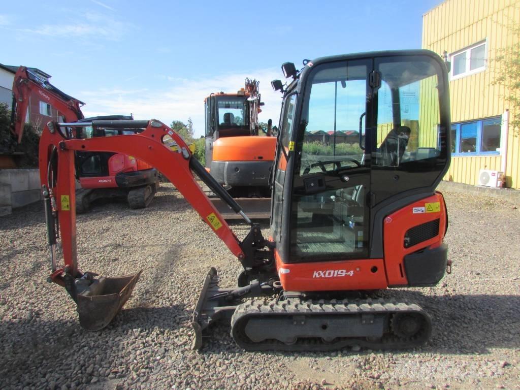 Kubota KX 019-4 小型挖土機/掘鑿機<7t(小型挖掘機)