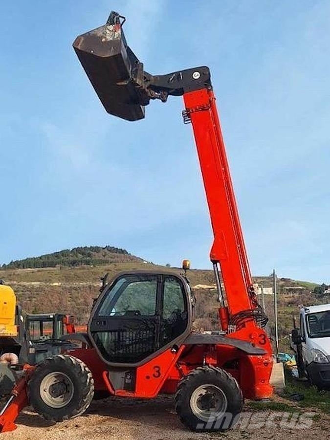 Manitou MVT1332SL 伸縮臂操作車
