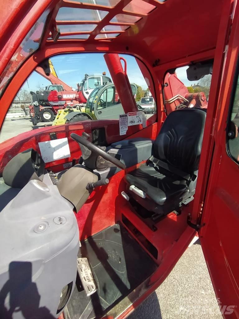 Manitou 625 伸縮臂操作車