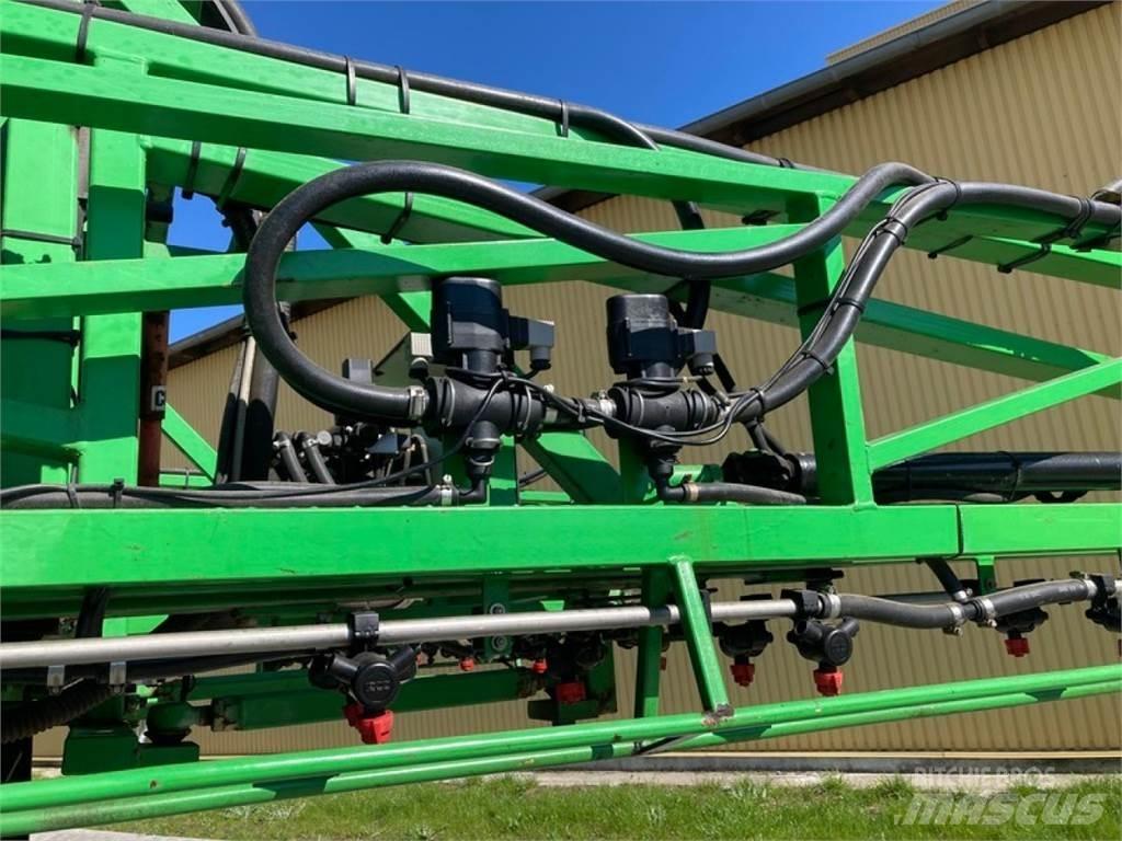  D4033 牽引式噴霧機